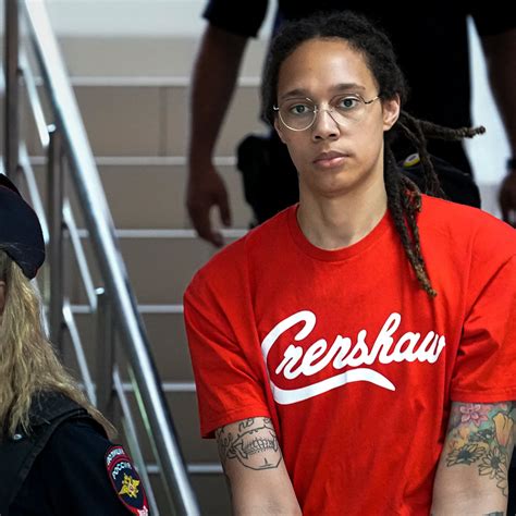 is britney griner a guy|No, basketball star Brittney Griner is not a man